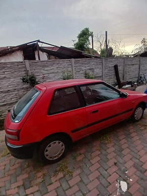De vânzare Mazda 323 hatchback, 1.5 benzină. - imagine 3