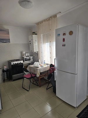 Apartament 2 cam la vila NAVODARI - imagine 8