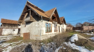 Vânzare casă – Arcani, sat Câmpofeni – lângă râul Jaleș - imagine 8