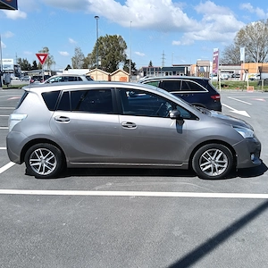 Vând mașină Toyota Verso  - imagine 6