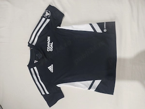 Set sport tricou pantaloni Adidas copii fotbal 5 6 ani