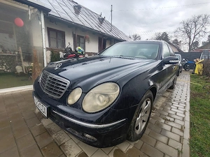 Mercedes E-KLASS 2002 manual - imagine 3
