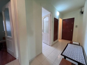 Apartament 2 camere, decomandat,etaj 2, zona Hotel Deva - imagine 2