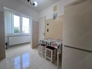 Apartament 2 camere, decomandat,etaj 2, zona Hotel Deva - imagine 3