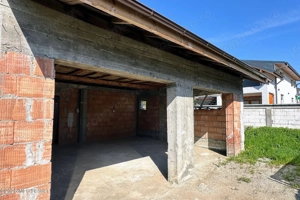 Domnesti - cladire 319 mp util, 2x garaj, ideal comercial - imagine 15