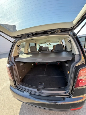 Volkswagen Touran 2, 1,9 Diesel, an 2008, 289000Km - imagine 7