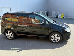 Volkswagen Touran 2, 1,9 Diesel, an 2008, 289000Km - imagine 4