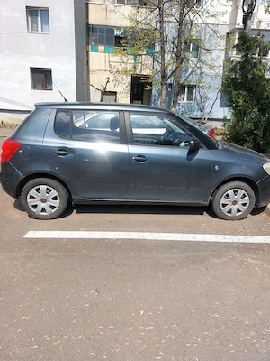 Vand Skoda Fabia 1,2 benzina si GPL