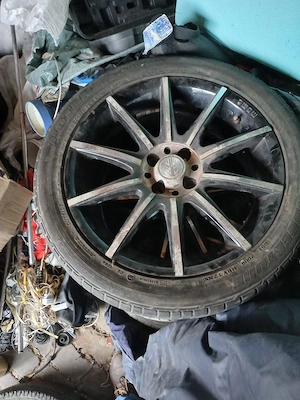 Jante MOMO Corse 17" 7Jx17H2, ET38, PCD 4x100VLA Golf 4 Astra G