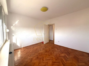 Apartament cu 3 camere și boxa | B-dul Take Ionescu - imagine 5