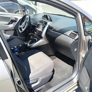 Vând mașină Toyota Verso  - imagine 5