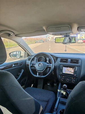 Volkswagen Jetta Facelift 2016 2.0 TDI Navi Scaune incalzite Senzori parcare - imagine 5