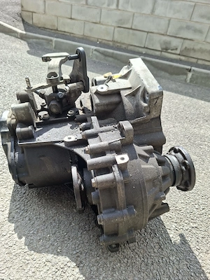 Cutie Viteze Manuală Golf 7 / Leon / Octavia - 2019 - Cod RTD - imagine 2