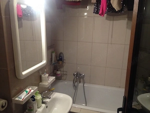 inchiriez o camera in apartament langa Matrou Eroii Revolutiei, parcul Carol si Tineretului - imagine 3