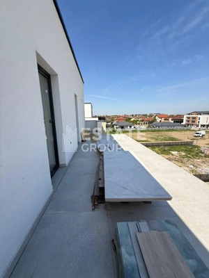 Penthouse Ciarda Rosie , 3 camere, terasa 40 mp