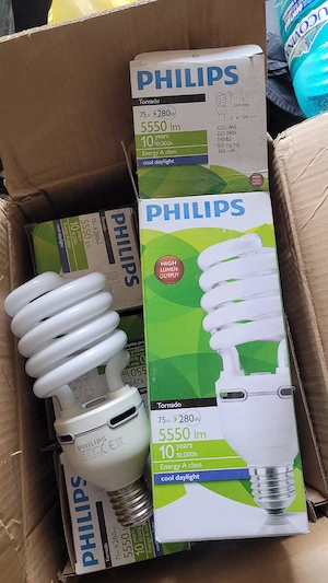Bec economic 75W Philips Tornado High Lumen