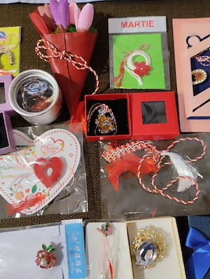 Vând colecție mărțișoare  - imagine 4