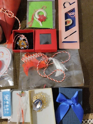 Vând colecție mărțișoare  - imagine 2