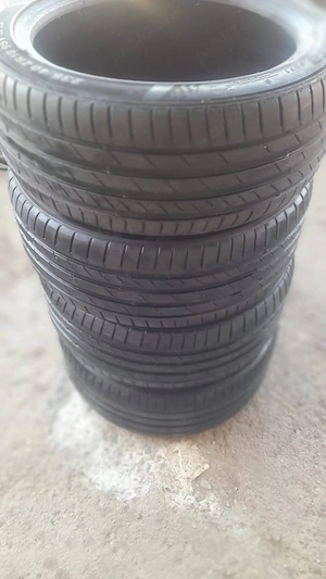 Vând cauciucuri de vară, dimensiune 235/40 R18, în stare bună. - imagine 2