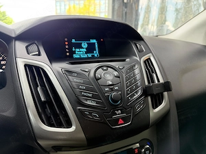 Ford Focus 1.6 Diesel Manual - imagine 9