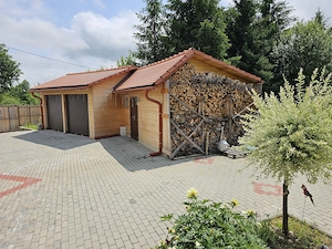 Casă din bușteni cu teren mare - imagine 6