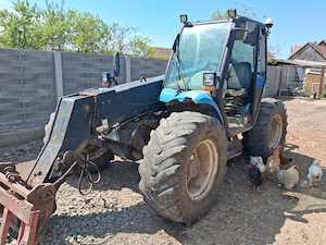 Manitou new holland lm435a
