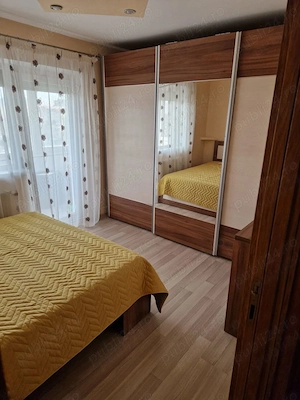 Apartament 3 camere decomandat Dambovita amenajat mobilat utilat centrala proprie - imagine 9