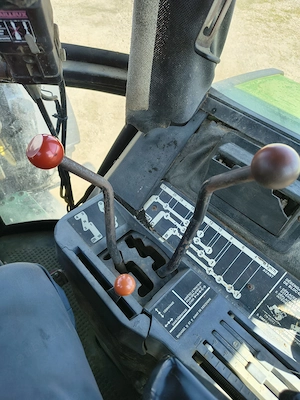 Tractor John Deere 4240S  - imagine 4