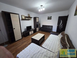 Tomis 3, de vanzare 2 camere, decomandat, parter, gaze, mobilat - imagine 2