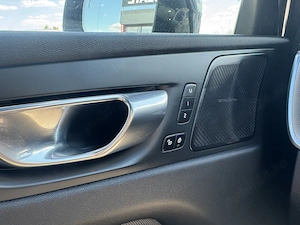 Volvo XC 60 B4 D Geartronic RDesign - imagine 11