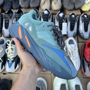 Pantofi Sport Adidas Yeezy 700 V2 Faded Azure 100% originali