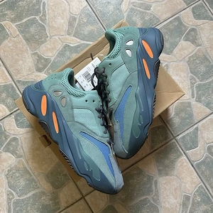 Pantofi Sport Adidas Yeezy 700 V2 Faded Azure 100% originali - imagine 4