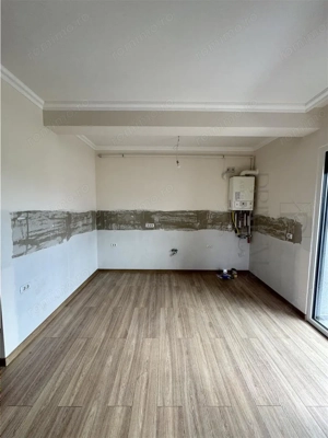 BRAYTIM - 2 CAMERE - ETAJUL 1 - RULOURI ELECTRICE - PARCARE INCLUSA - FINISAJE DE TOP - imagine 3