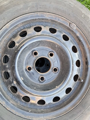 Vand jante cu anvelope  iarna Debica  195 65 R15 91 H si tavita portbagaj pentru KIA Ceed  - imagine 8