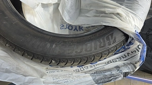 Vând cauciucuri Vara 245/50 R19