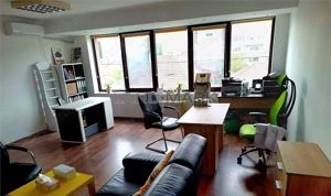 Birou de inchiriat, 30 mp,  cladire comerciala, Zona Lipovei - imagine 3