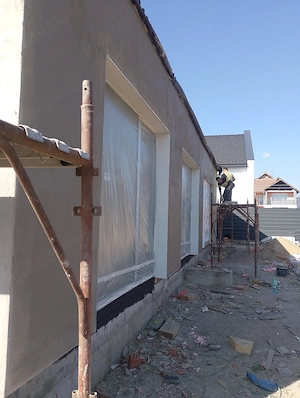 Executăm lucrări construcții