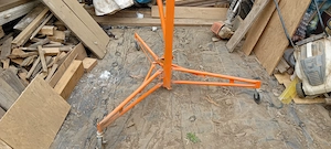 Macara ridicare placi rigips