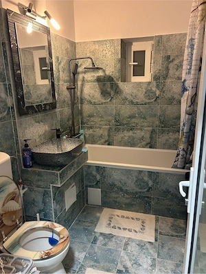 ap. 3 camere decomandat,2 bai, pod cu acte renovat recent - imagine 3
