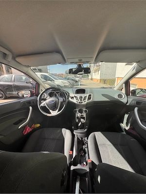 Ford Fiesta - imagine 3