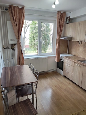 Apartament 1 camera Decomandat 28mp + Subsol 14mp Astra str Marte