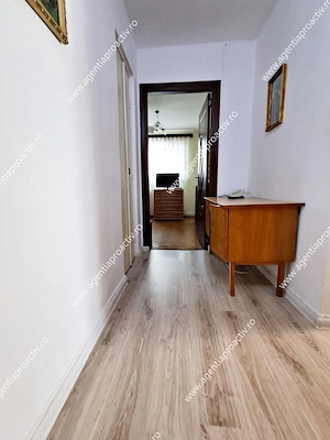Apartament 3 camere decomandat, etaj 2, Micro 21   centrală termica - imagine 6