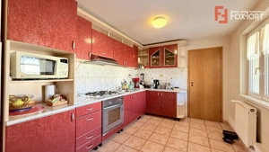 Casa individuala, 5 camere + Garaj + Piscina - Brancoveanu - imagine 16