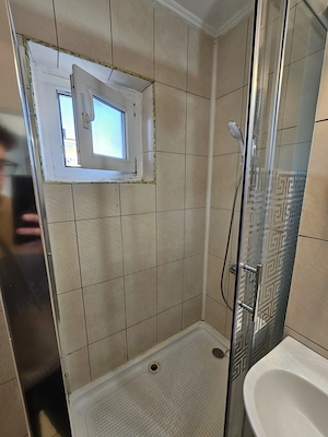 Oferta excelenta: la 10 minute de Spitalul Judetean, la etajul 1-ambient placut si primitor - imagine 6