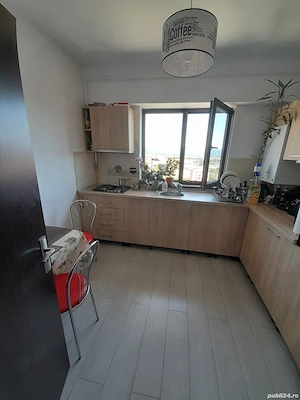 Vând apartament 4 camere Rm. Vâlcea - imagine 6