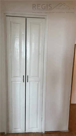 Apartament 3 camere luminos cu boxa Calea Bucuresti - imagine 8