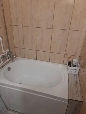 inchiriez apartament cu două camere  - imagine 7