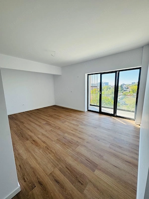 Apartament 3 camere Aviatiei-Baneasa et.2 in apropiere de Baneasa Mall si M2 Aurel Vlaicu