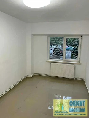 Casa de Cultura, de inchiriat spatiu comercial, parter, gaze - imagine 5