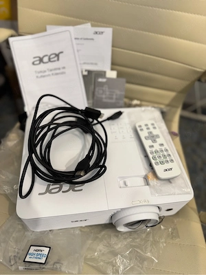 Videoproiector Acer X1827, 4K, HDMI, DLP 3D Ready, Lampa LED